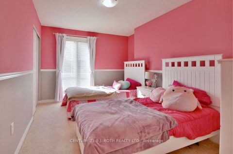 Photo 9 at 5 - 25 Madelaine Drive, Painswick South, Barrie