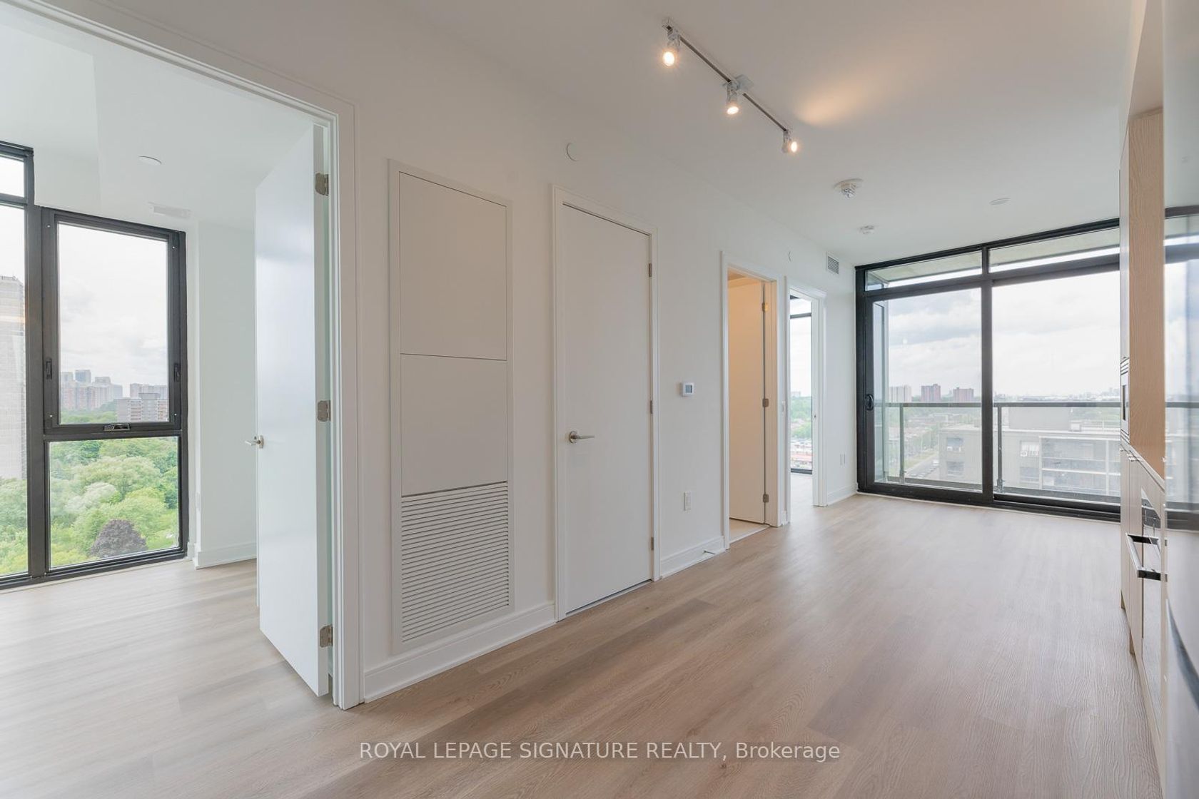 1204 - 86 Dundas Street E, Cooksville, Mississauga 