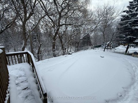 Photo 1 at 509 Arnhem Drive, O'Neill, Oshawa