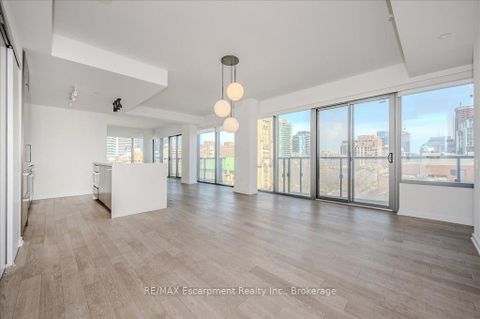 Photo 6 at 802 - 60 Colborne Street, Yonge Corridor, Toronto