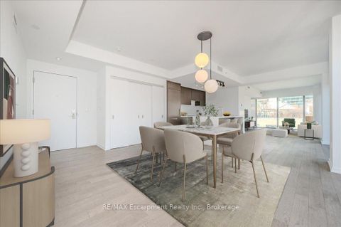 Photo 7 at 802 - 60 Colborne Street, Yonge Corridor, Toronto