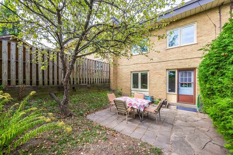 Photo 29 at 4 Burdock Lane, Don Mills, Toronto