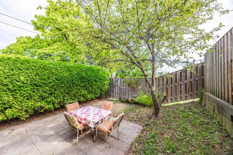 Photo 31 at 4 Burdock Lane, Don Mills, Toronto