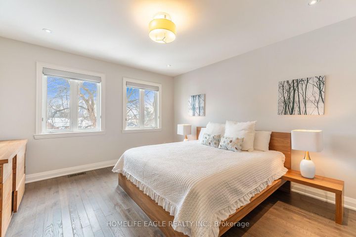 Photo 10 at 97B Craiglee Drive, Cliffside, Toronto