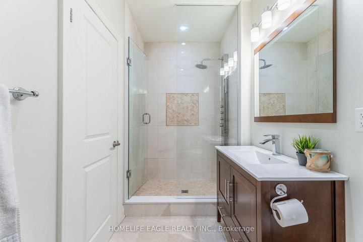 Photo 14 at 97B Craiglee Drive, Cliffside, Toronto