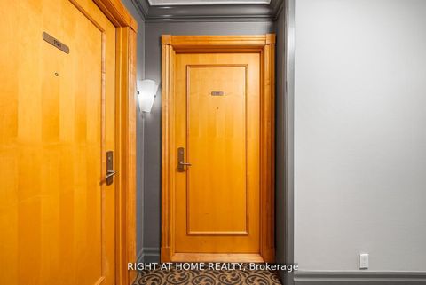 Photo 4 at 1122 - 80 Harrison Garden Boulevard S, Willowdale East, Toronto