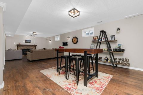 Photo 25 at 29 Benson Drive, Sandy Hollow, Barrie