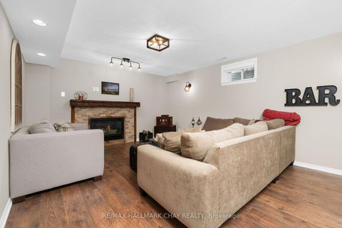 Photo 26 at 29 Benson Drive, Sandy Hollow, Barrie