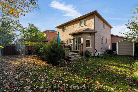 Photo 31 at 29 Benson Drive, Sandy Hollow, Barrie