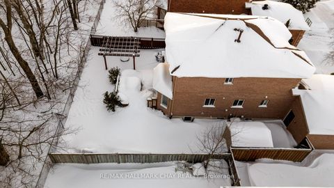 Photo 43 at 29 Benson Drive, Sandy Hollow, Barrie