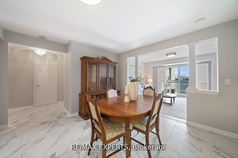 Photo 7 at 213 - 2500 Rutherford Road, Maple, Vaughan