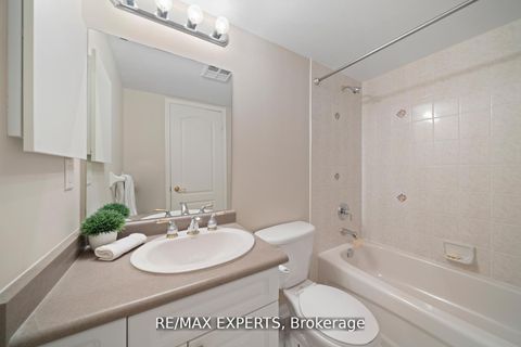 Photo 13 at 213 - 2500 Rutherford Road, Maple, Vaughan