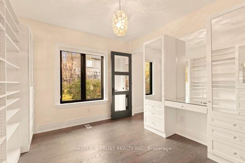 Photo 22 at 28 Forest Ridge Drive, Forest Hill North, Toronto