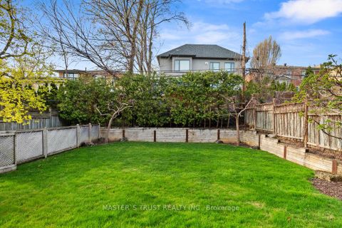 Photo 35 at 28 Forest Ridge Drive, Forest Hill North, Toronto