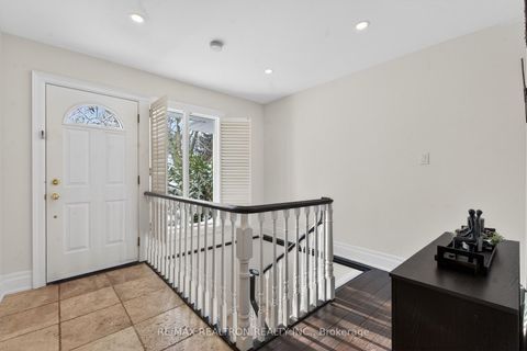 Photo 6 at 10 Idleswift Drive, Uplands, Vaughan