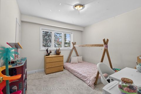 Photo 29 at 10 Idleswift Drive, Uplands, Vaughan