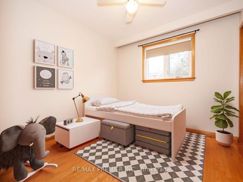 Photo 17 at 61 Rockbank Crescent, Pelmo Park W5, Toronto