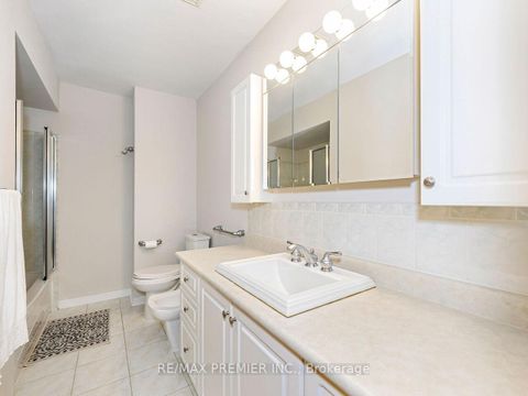 Photo 20 at 61 Rockbank Crescent, Pelmo Park W5, Toronto