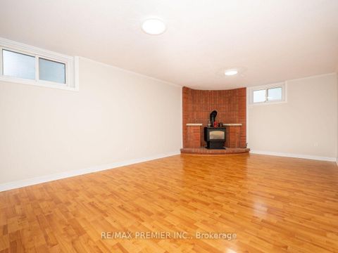 Photo 22 at 61 Rockbank Crescent, Pelmo Park W5, Toronto