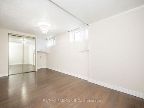 Photo 28 at 61 Rockbank Crescent, Pelmo Park W5, Toronto