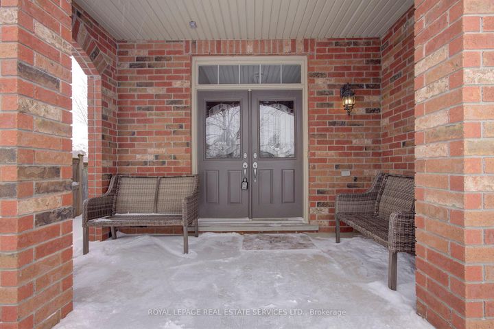 Photo 1 at 2275 Littondale Lane, BC Bronte Creek, Oakville