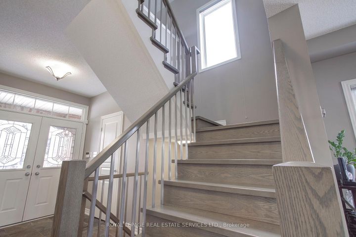 Photo 18 at 2275 Littondale Lane, BC Bronte Creek, Oakville