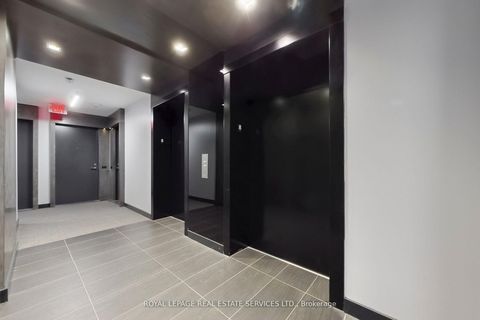 Photo 5 at 803 - 15 Beverley Street, Chinatown, Toronto