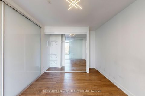 Photo 16 at 803 - 15 Beverley Street, Chinatown, Toronto