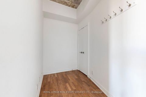 Photo 20 at 803 - 15 Beverley Street, Chinatown, Toronto