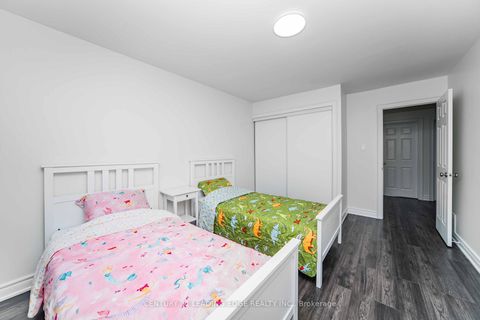 Photo 17 at 52 - 55 Brimwood Boulevard, Agincourt North, Toronto