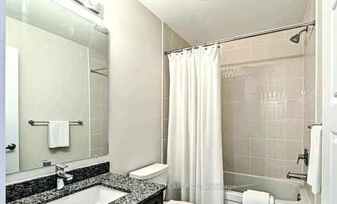 Photo 7 at 66 - 721 Lawrence Avenue W, Glen Park, Toronto