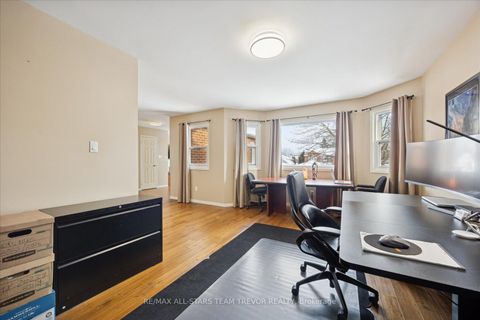 Photo 25 at 22 Chartwell Crescent, Keswick North, Georgina