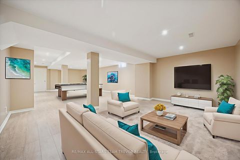 Photo 36 at 22 Chartwell Crescent, Keswick North, Georgina