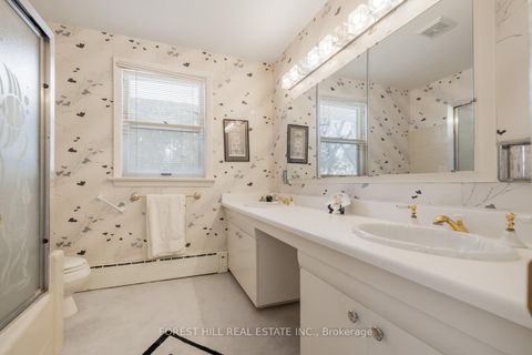 Photo 16 at 5 Bachelor Place, Windfields, Toronto