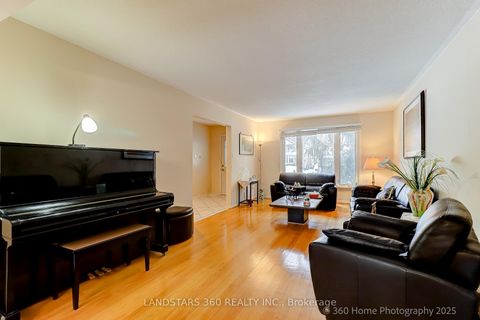 Photo 5 at 31 Whitehorn Crescent, Don Valley Village, Toronto