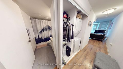 Photo 9 at 726 - 36 LISGAR Street, Little Portugal, Toronto