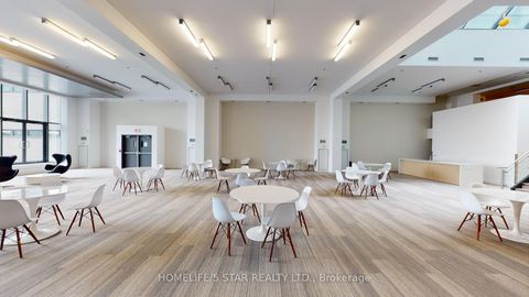 Photo 12 at 726 - 36 LISGAR Street, Little Portugal, Toronto