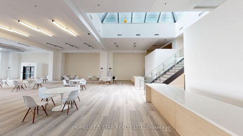 Photo 13 at 726 - 36 LISGAR Street, Little Portugal, Toronto