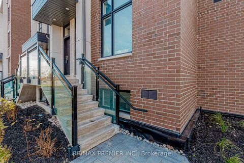 Photo 7 at 116 - 9560 Islington Avenue, Sonoma Heights, Vaughan