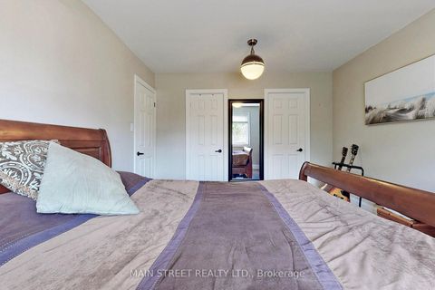 Photo 13 at 350 Miami Drive, Keswick South, Georgina