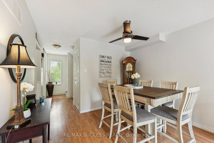 Photo 5 at 82 Lynden Circle, Georgetown, Halton Hills