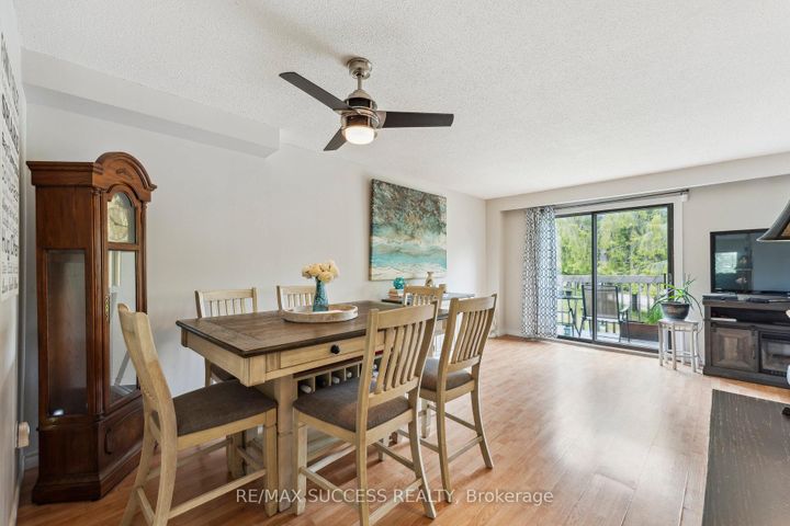 Photo 6 at 82 Lynden Circle, Georgetown, Halton Hills