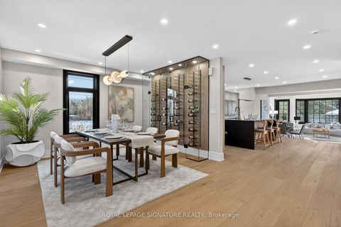 Photo 5 at 137 Cheltenham Avenue, York Mills, Toronto