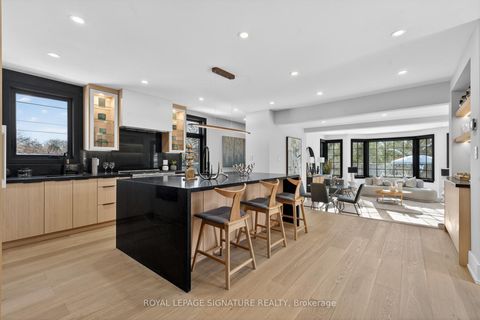 Photo 11 at 137 Cheltenham Avenue, York Mills, Toronto