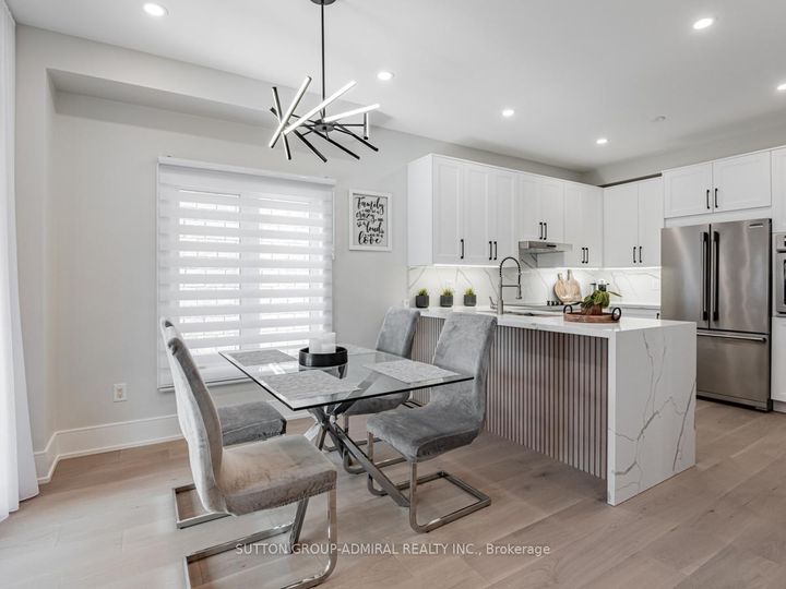 Photo 9 at 109 Barli Crescent, Patterson, Vaughan