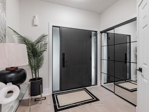 Photo 1 at 109 Barli Crescent, Patterson, Vaughan