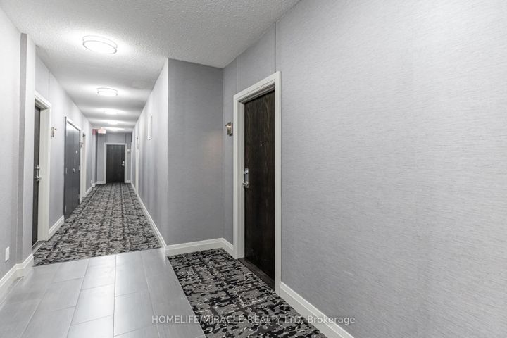 Photo 8 at 510 - 17 Kenaston Gardens, Bayview Village, Toronto