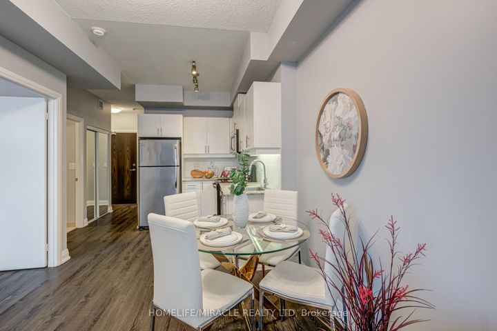 Photo 15 at 510 - 17 Kenaston Gardens, Bayview Village, Toronto