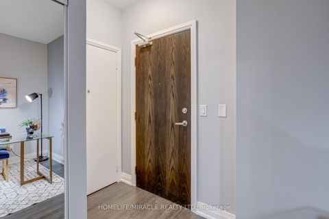 Photo 10 at 510 - 17 Kenaston Gardens, Bayview Village, Toronto