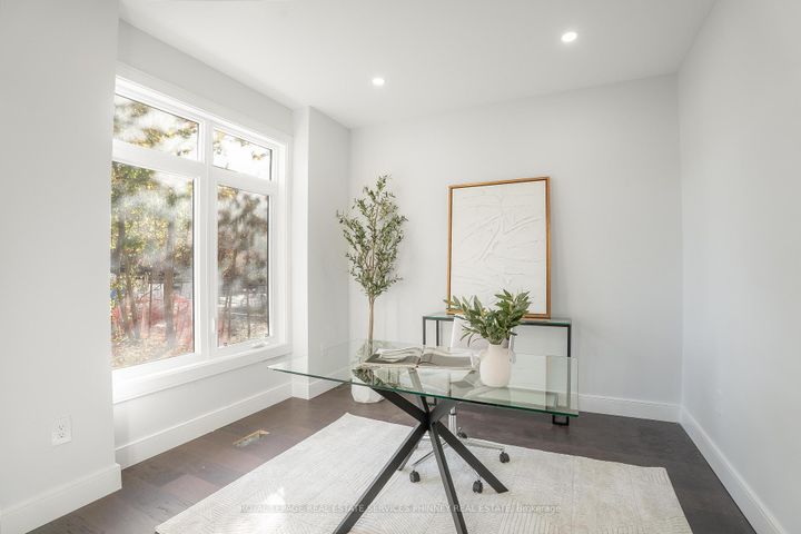 Photo 3 at 1029 Lorne Park Road, Lorne Park, Mississauga